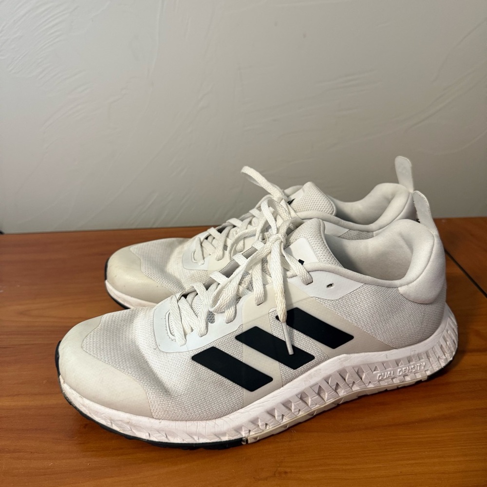 Adidas Everyset Trainer Running Workout Athletic Tennis Shoe White Black Wmn 8.5